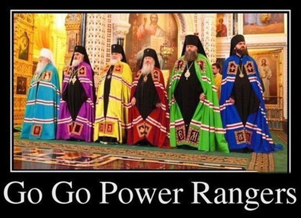 Священники нарядились в разноцветное как Power Rangers